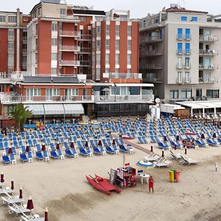 Hotel & Residence Stella Maris Pietra Ligure Exterior photo