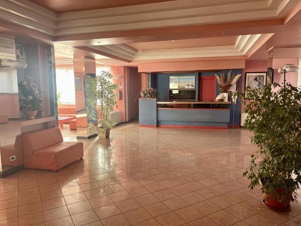 Hotel & Residence Stella Maris Pietra Ligure Exterior photo